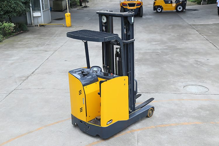 XCMG Electric Stacker 2 Ton Mini Forklift Stacker FBR20-AZ1 With 2 Stage 3m Mast Price